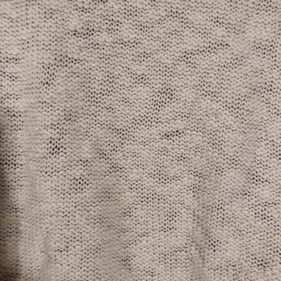 Forever 21 white boho patterned sweater - Picture 5 of 6